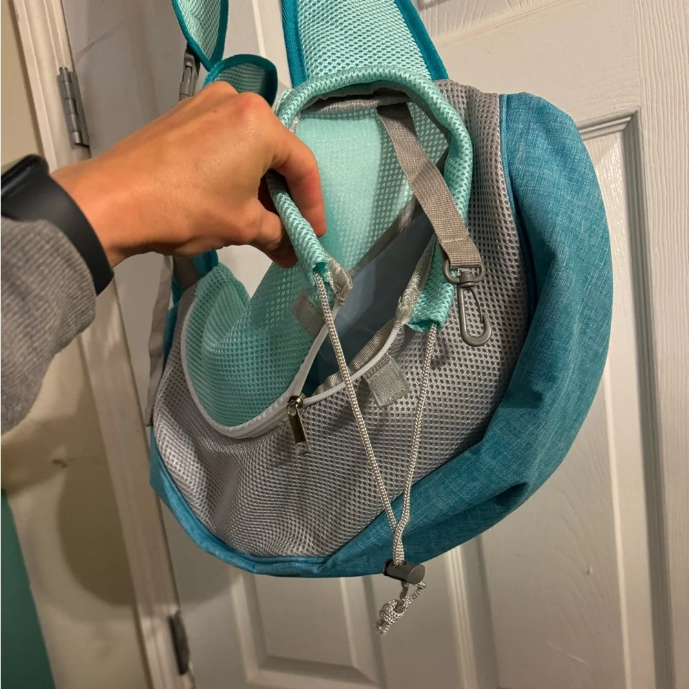 Dog sling tote